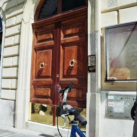 Casa White Bed & Breakfast Rome Exterior photo